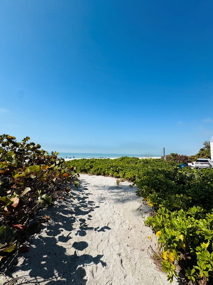 Mike Norman Realty, Inc.-101 73rd St. Holmes Beach, Anna Maria Island-image-1
