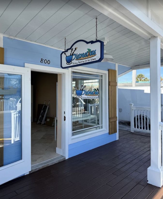 Distractions Art Studio indoor activity on Anna Maria Island